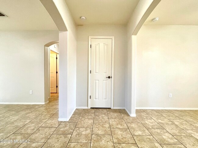Photo - 11889 W Heyburn Dr