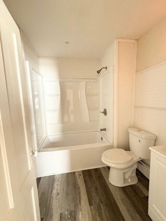 Photo - 337 Wilson St Unit 2