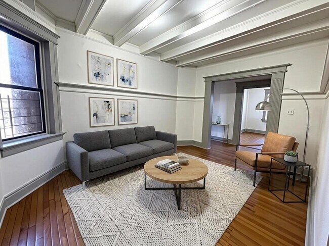 Photo - 68 N Grove St Unidad 7