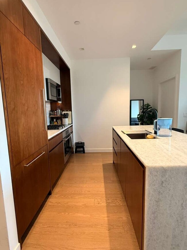 Photo - 75 Park Ln S Unit 311