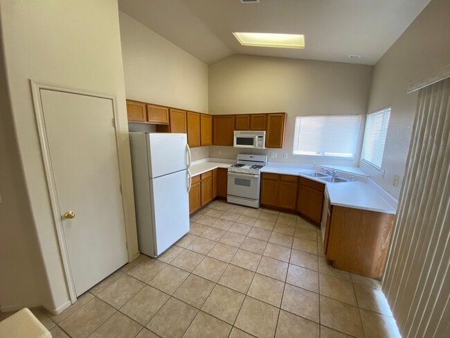 Photo - Great 3 bedroom/2 bathroom home in Henderson