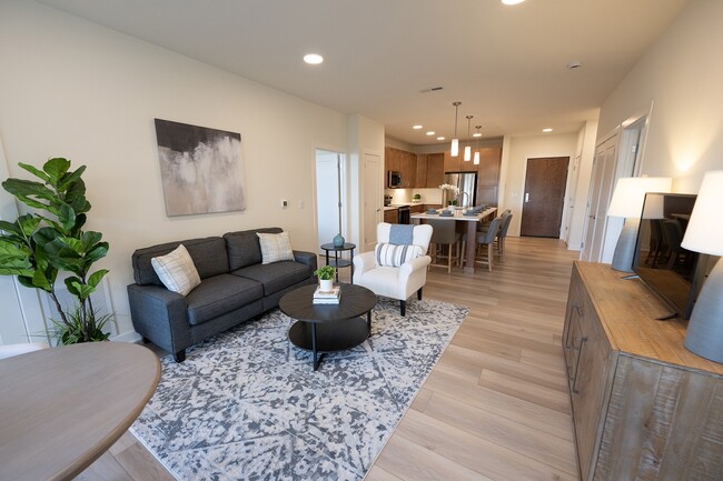Recess lighting throughout