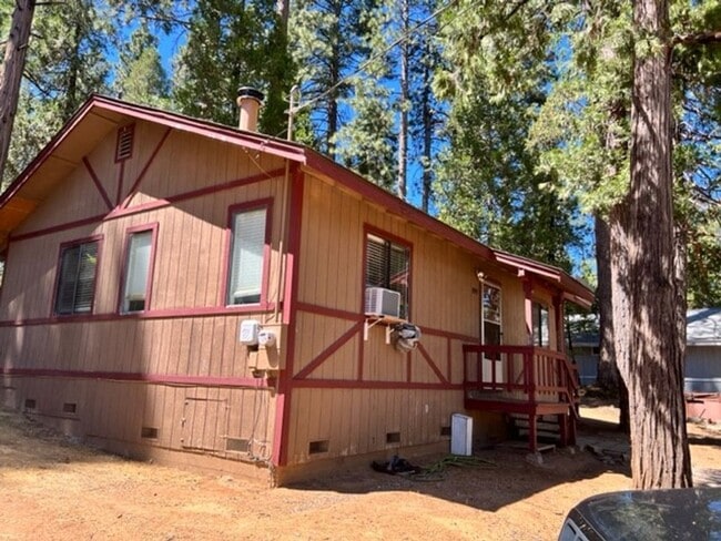 Photo - "L" Street in Sugar Pine