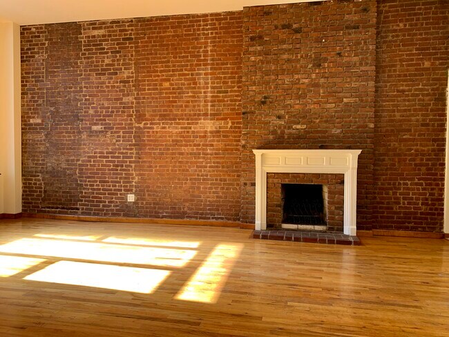 Photo - 70 W 87th St Unidad 2B