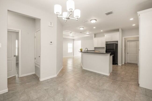 Photo - 1638 Clare Dr Unidad B