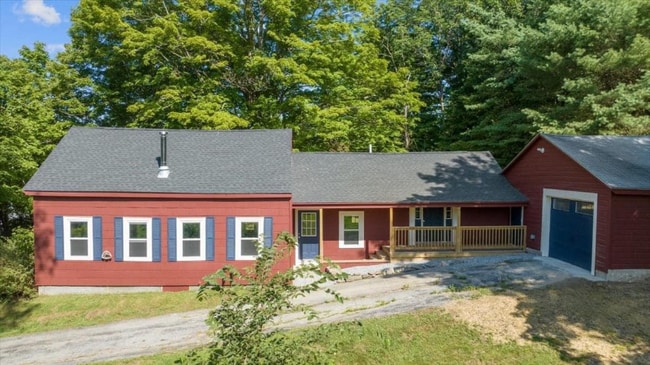 Photo - 2 Howes Corner Rd