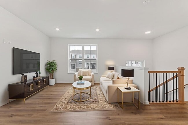 Photo - 14934 Dyer Ln