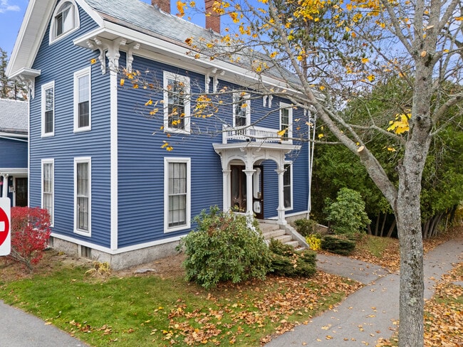 Photo - 135 Cedar St Unidad 3