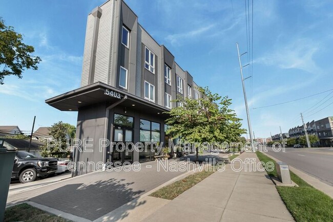 Building Photo - 5403 Centennial Blvd Unit 202