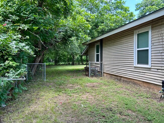 Photo - 203 Madison St Unit A