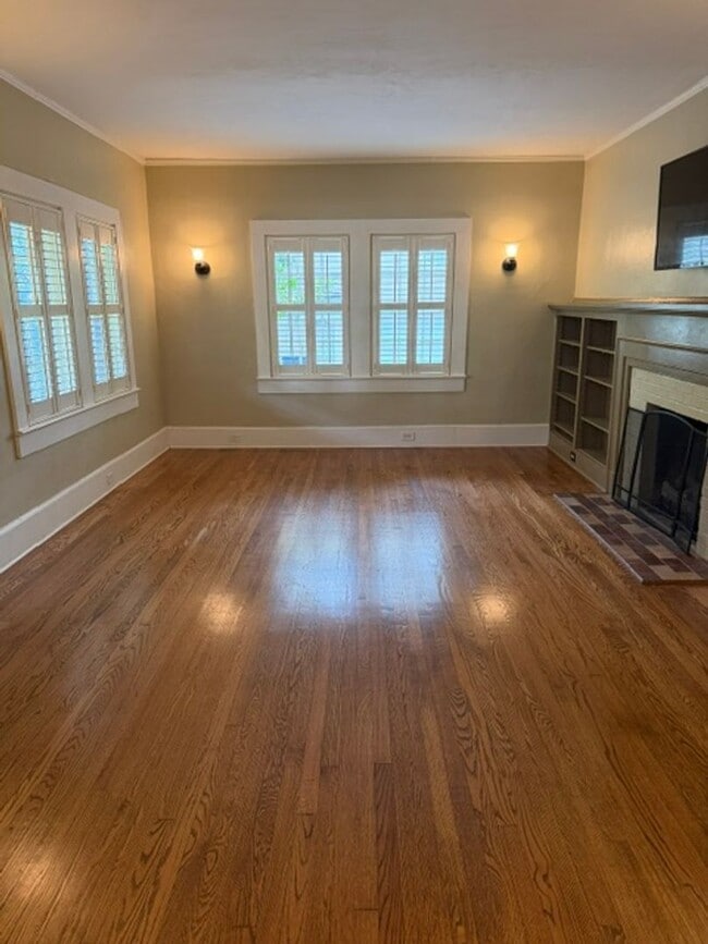 Photo - Beautiful and Spacious Home in Historic Bellwood in Downtown Northport