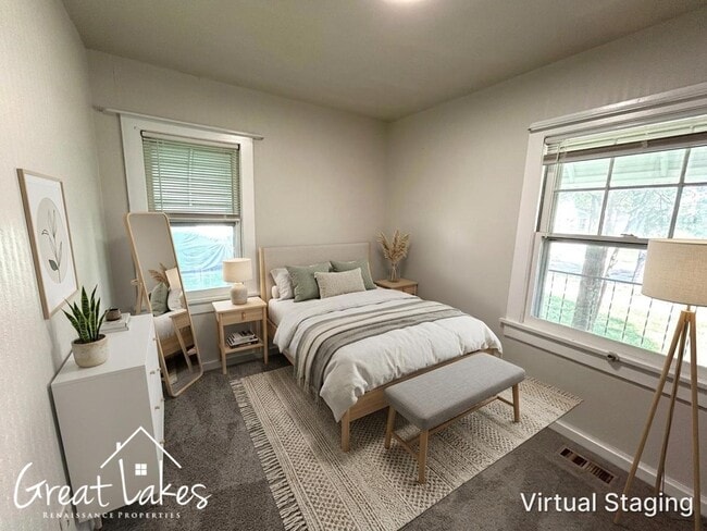 Photo - 24601 Tallman Ave