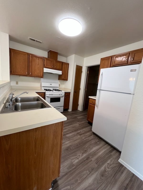 Photo - 230 Borglum Ct