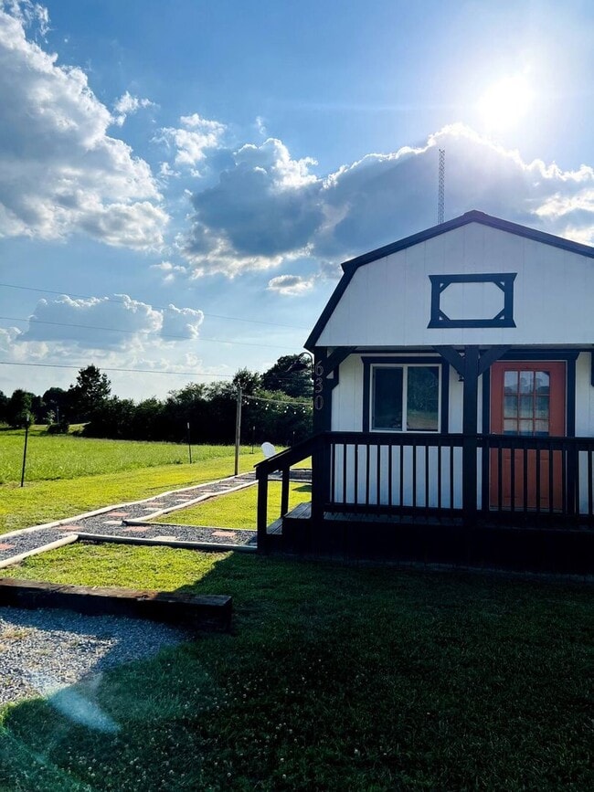 Photo - KARAGAN COTTAGE