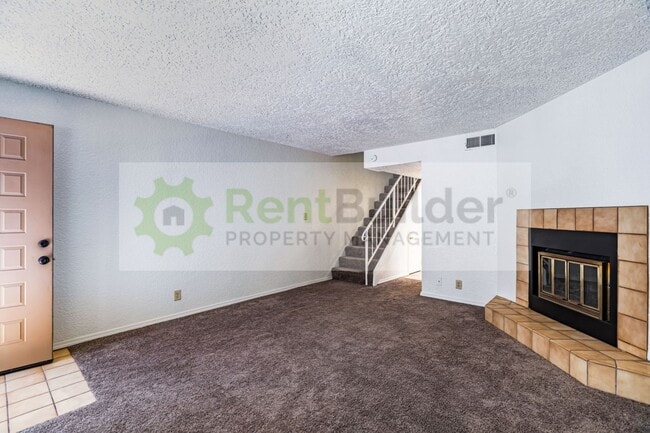 Photo - 6041 Sequoia Rd NW