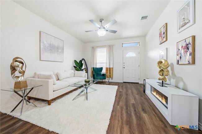 Photo - 5221 Rose Gdn Lp