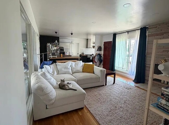 Photo - 1000 Prospect Ave