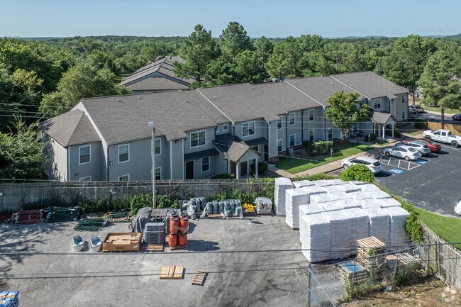 Alternate - Cambridge Court Apartment Homes