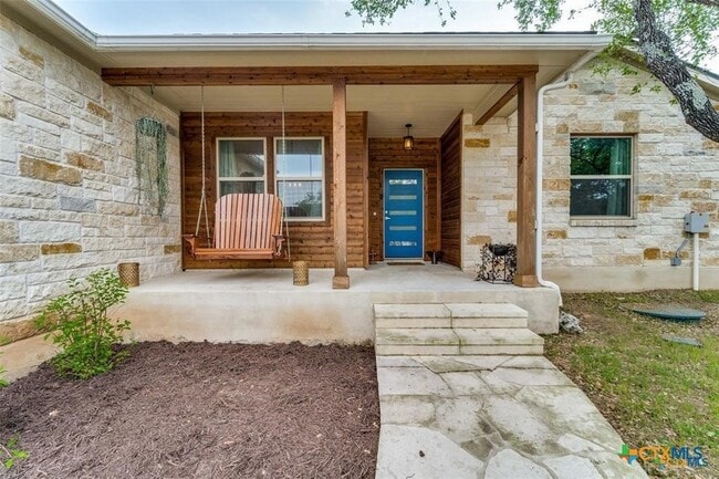 59 Long Bow Ln