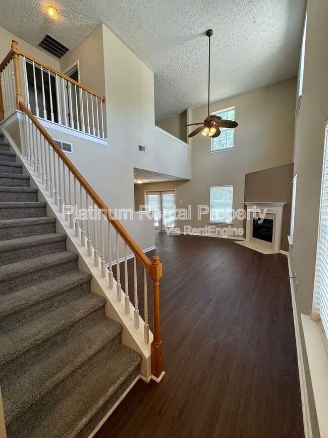Photo - 202 Ilex Dr