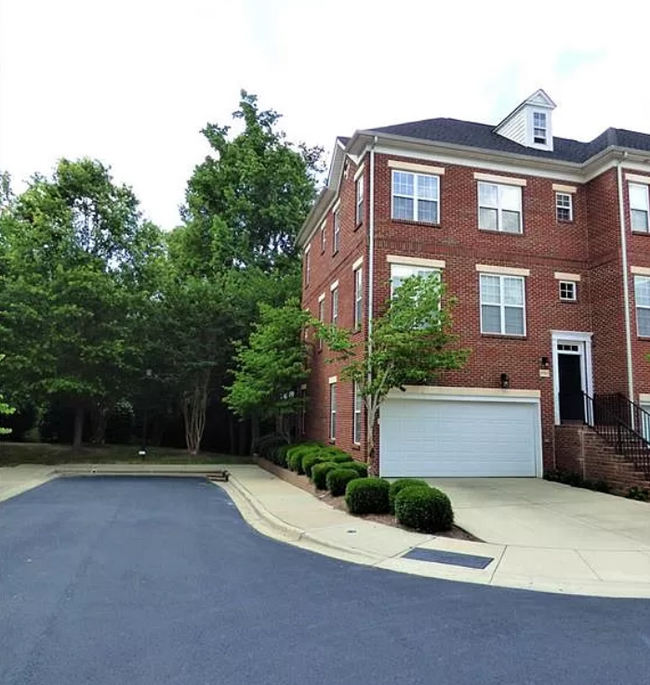 3 floors, 2 car garage - 9503 Westchire Ct Townhome