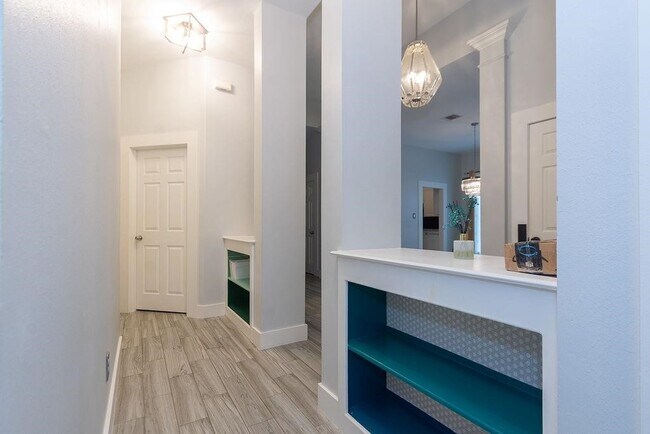 2306 Coleridge Ct