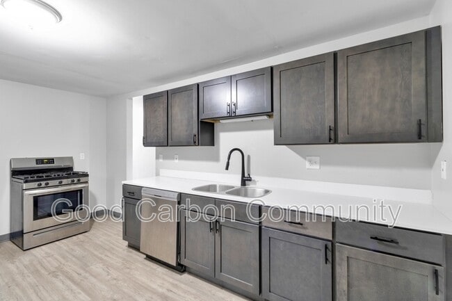 Building Photo - 48 Water St Unit 203