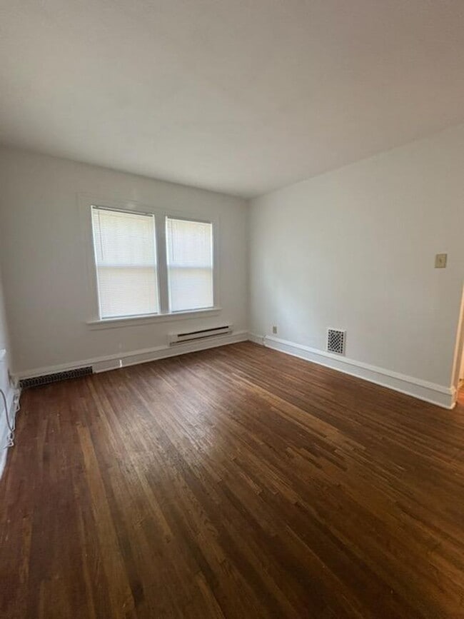 Photo - 312 N Mclean St Unit 3