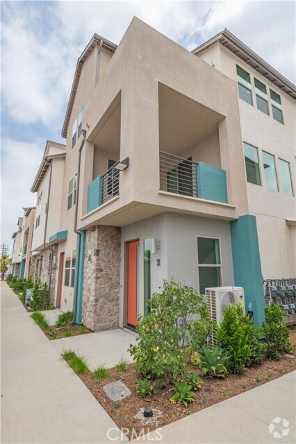 Building Photo - 311 Strike Dr Rental