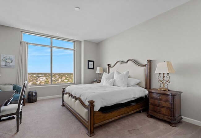 Photo - 4242 Broadway-560.2 Unidad 560.2