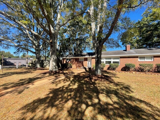 Photo - Ranch Style 3 Bedroom 2 Bath and 2 car gar...