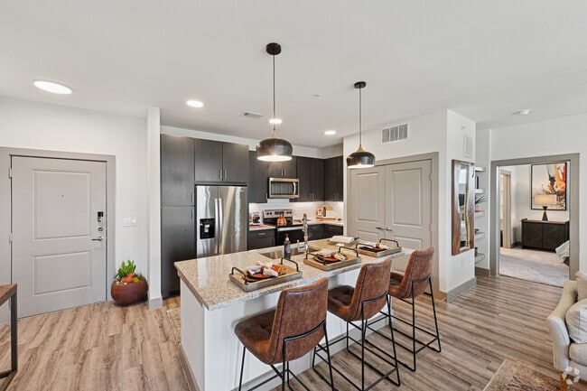 Building Photo - Avalon Benbrook Rental