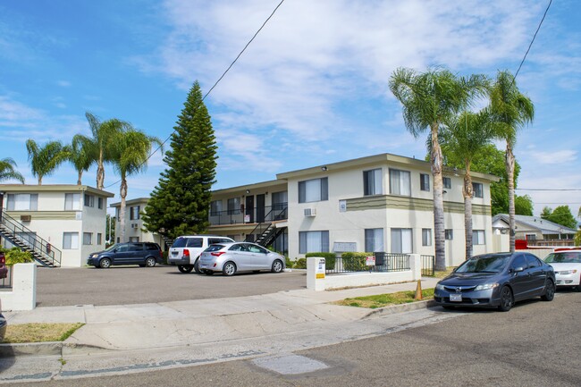 Photo - Franklin Apts
