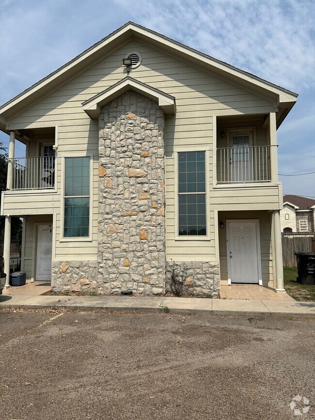 Building Photo - 1020 Jesse St Unit 2 Rental