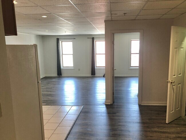 Photo - 2002 E Carson St Unit 1B