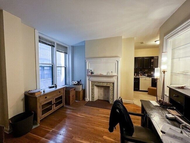 Photo - 483 Beacon St Unidad 27