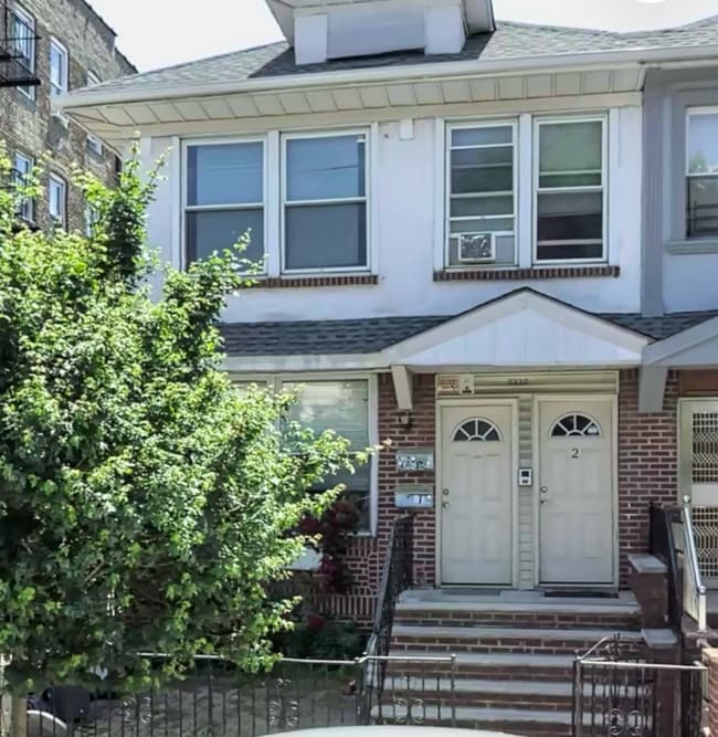 Building Photo - 2370 64th St