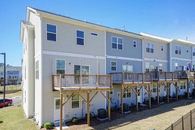 Photo - Four Bedroom Townhome!