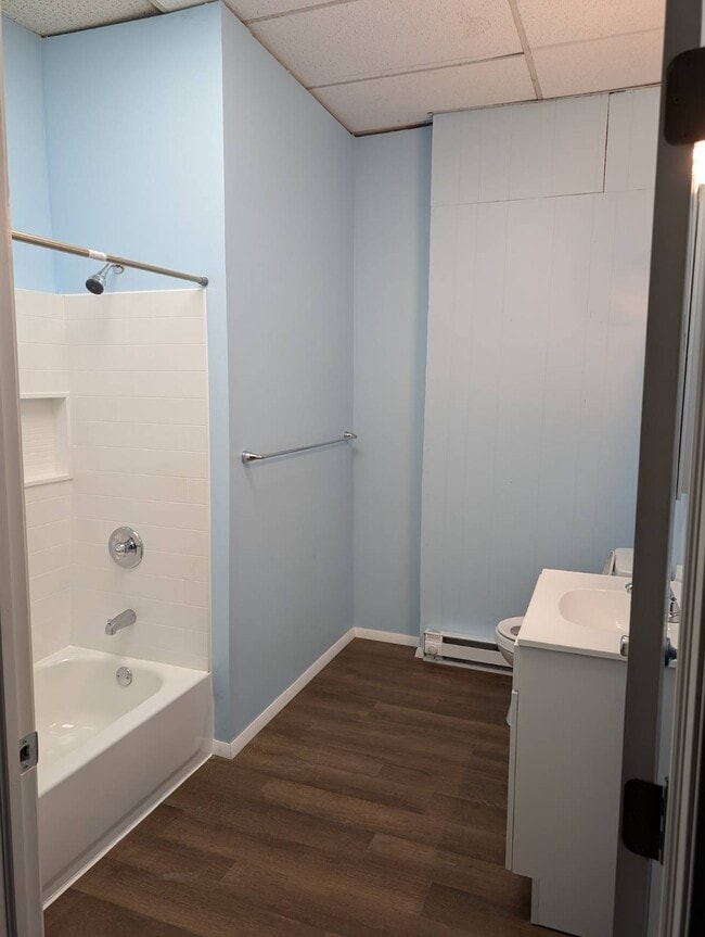 Photo - 70 E Main St