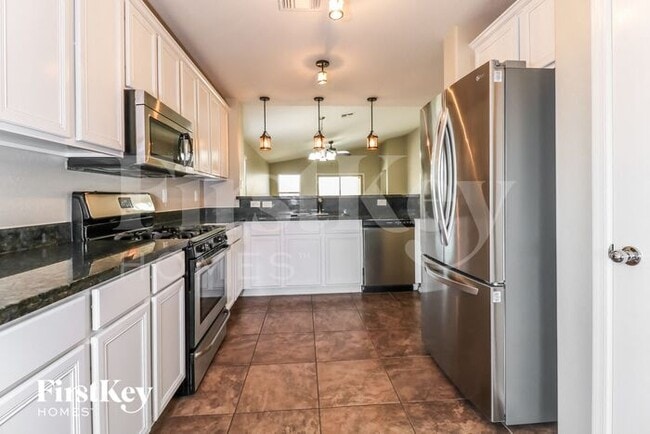 Photo - 18652 W Fulton St