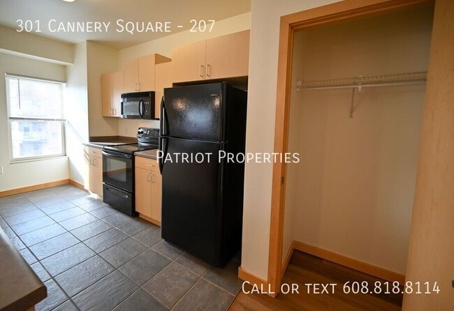 Photo - 301 Cannery Square Unit 207