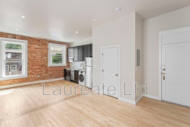 Photo - 1256 N Clarkson St Unit #4