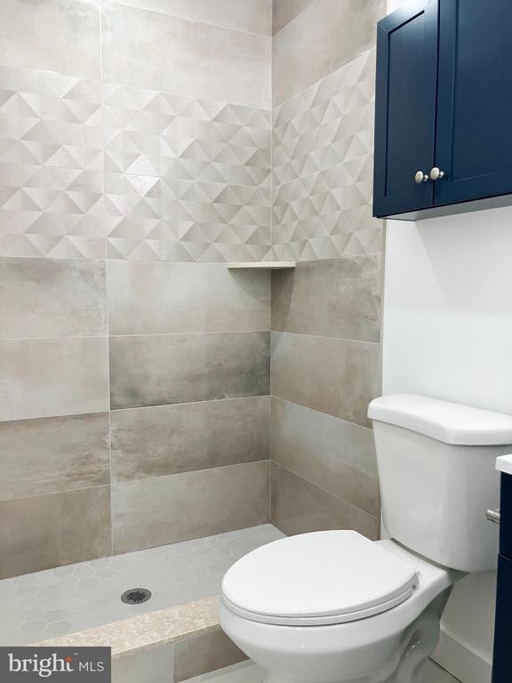 Photo - 428 Hampton Ct