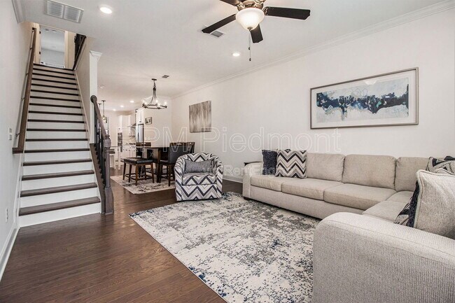 Photo - 2638 Caruso Wy