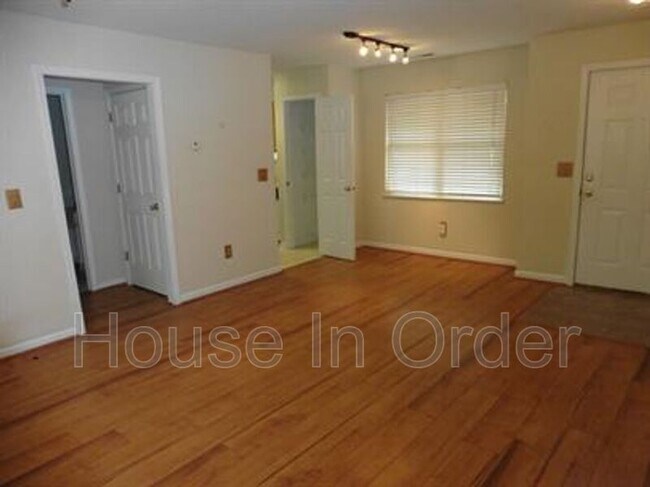104 Olde Covington Way