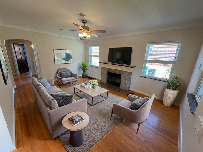 Photo - 4125 Pillars Dr