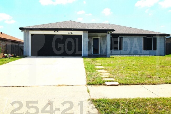 Beautiful 4-Bed, 2-Bath Home - Now Availab... - Beautiful 4-Bed, 2-Bath Home - Now Availab...