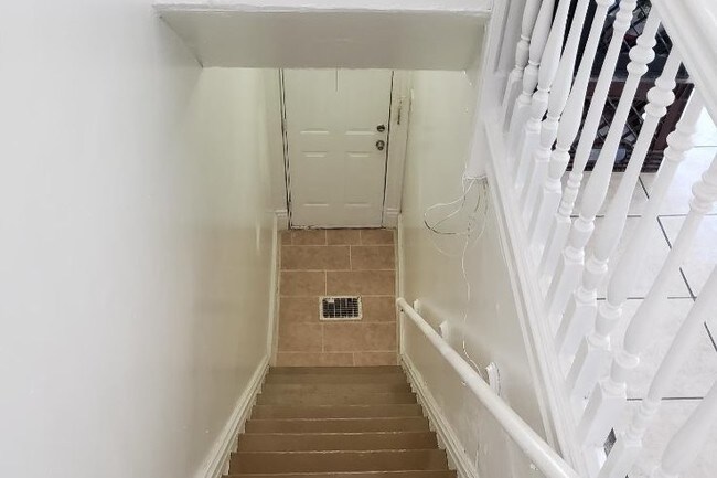 Entry - 4628 Enright Ave Unit 2