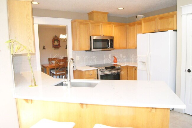 Photo - 14801 NW Deerfoot Ln