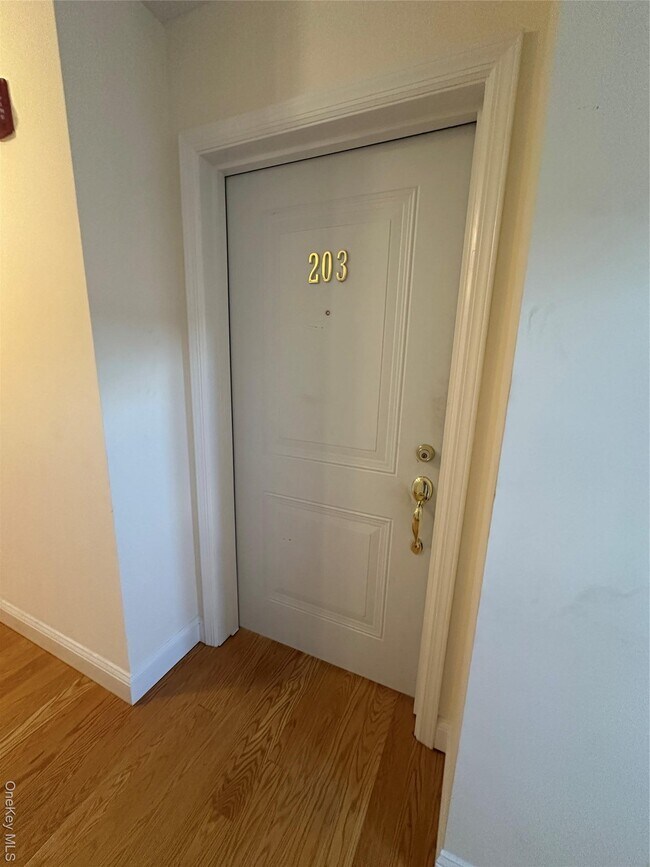 Photo - 67 W Main St Unit 203